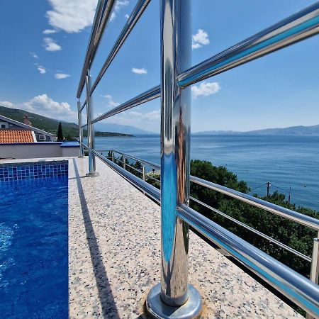 Searenity Pool Suite - Seafront Krmpote-Vodice Ngoại thất bức ảnh