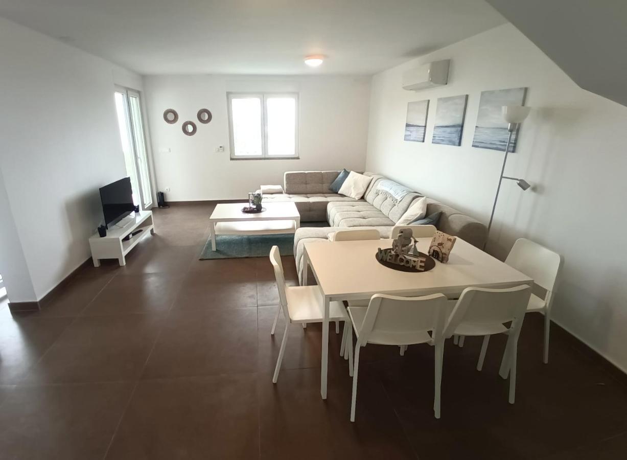 Searenity Pool Suite - Seafront Krmpote-Vodice Ngoại thất bức ảnh